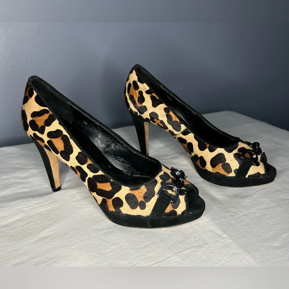 Vaneli Leopard Print Calf Hair Peep Toe Pumps Heels Womens‎ Size 8 Classic Fall